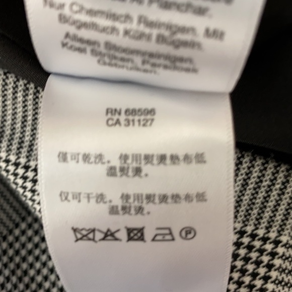 DKNY Black Asymmetrical Skirt W/ Logo Zipper - Picture 8 of 8